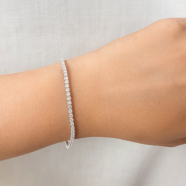 Classic Diamond Tennis Bracelet with IGI Certificate