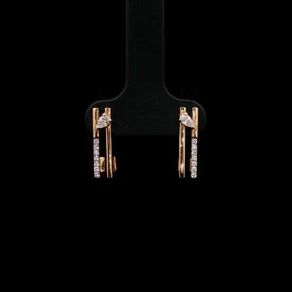 Two-Layer Pear Round Diamond Earrings