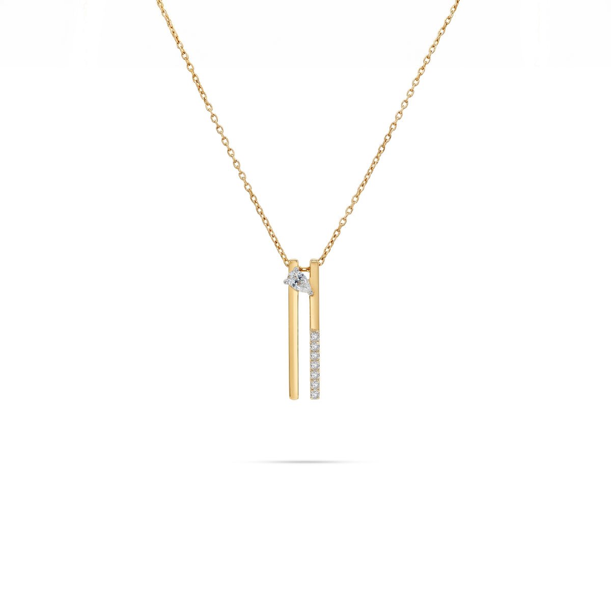 Two-Layer Pear Round Diamond Pendant
