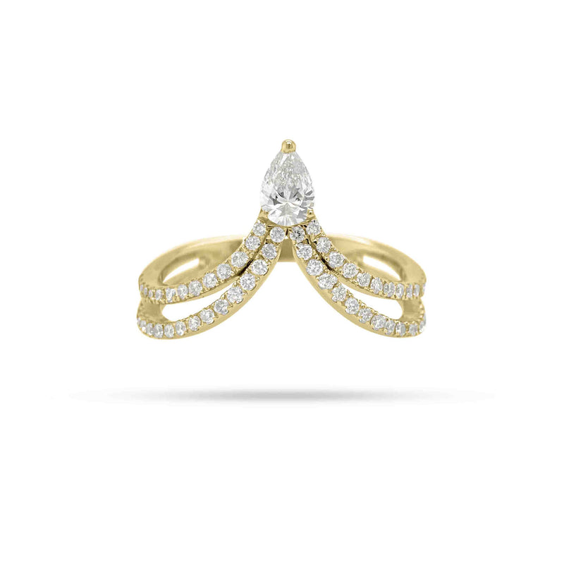 Queen Pear Round Diamond Ring