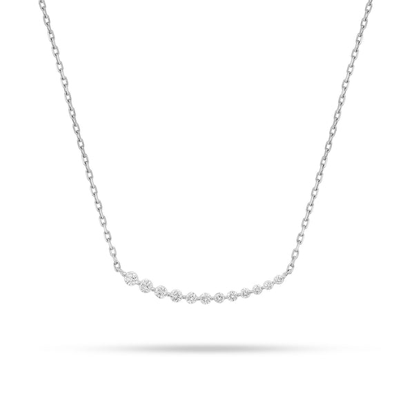 Graduating Round Diamond Pendant