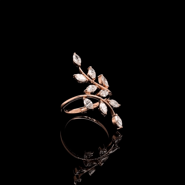Leaf Mini Marquise Diamond Ring