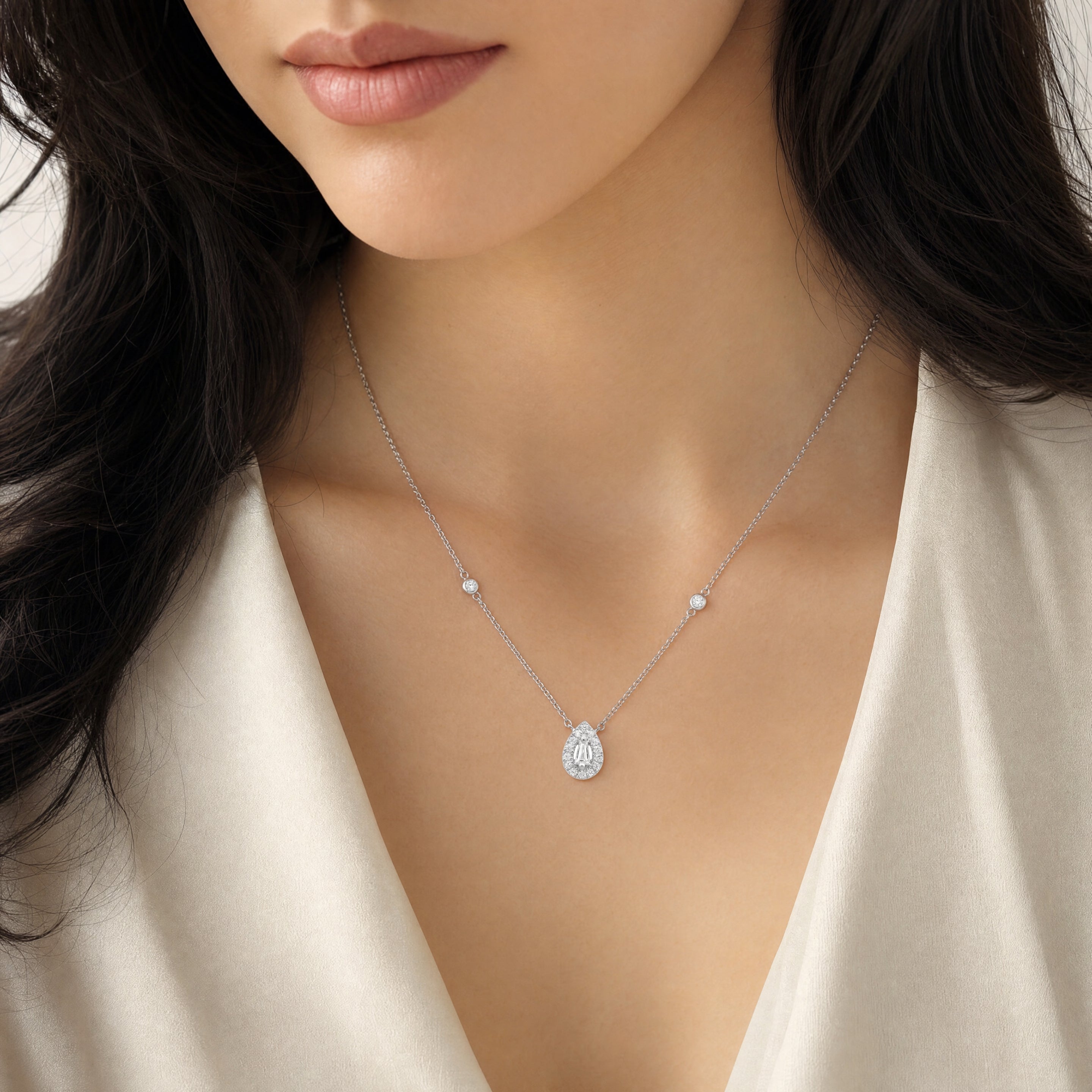 Pear-Cut Diamond Halo Pendant Pendant & Earrings