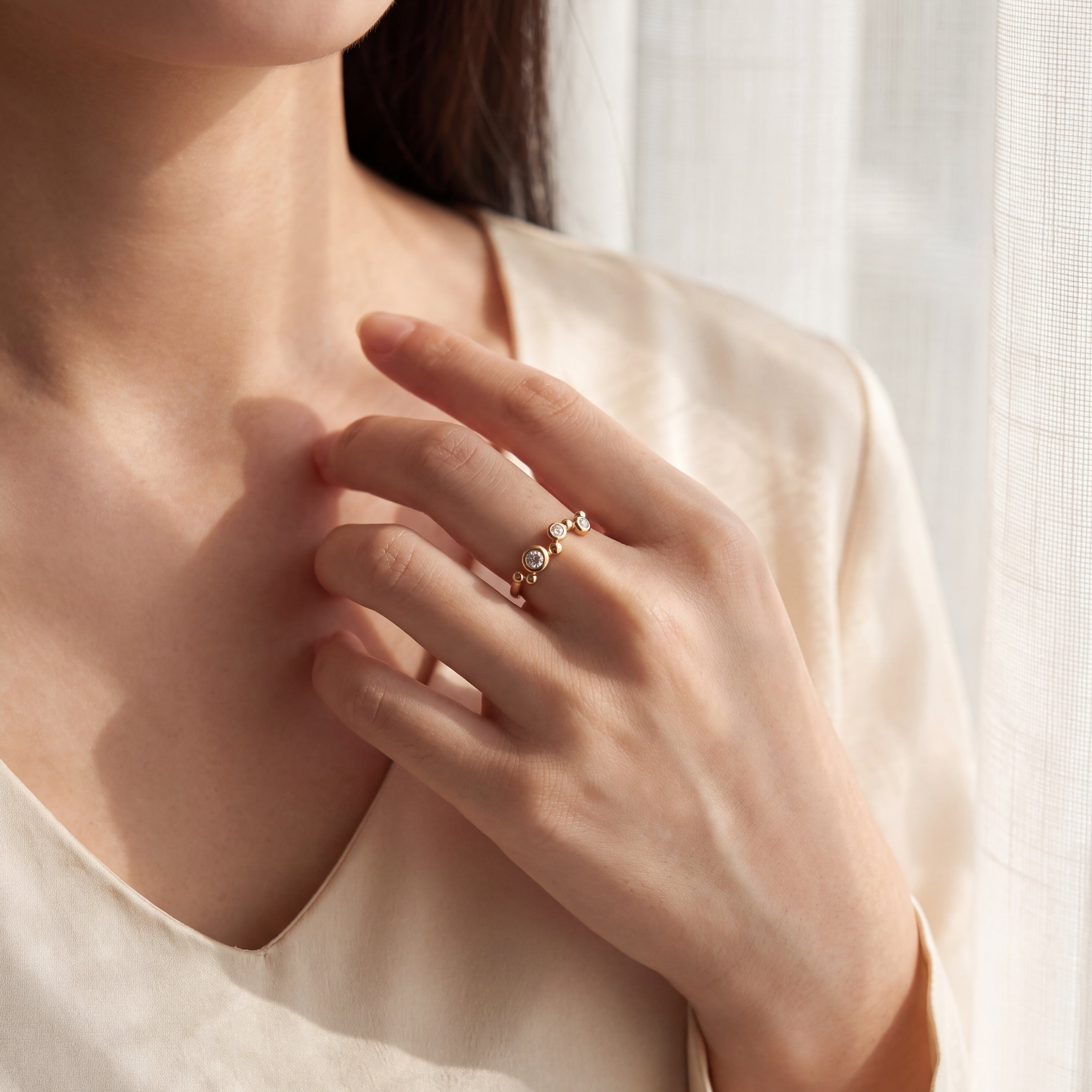 Floating Bezel Round Diamond Ring