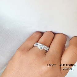 Round Diamond Engagement Ring