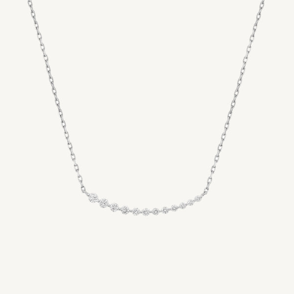 Graduating Round Diamond Pendant