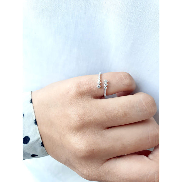 Spring Round Diamond Ring
